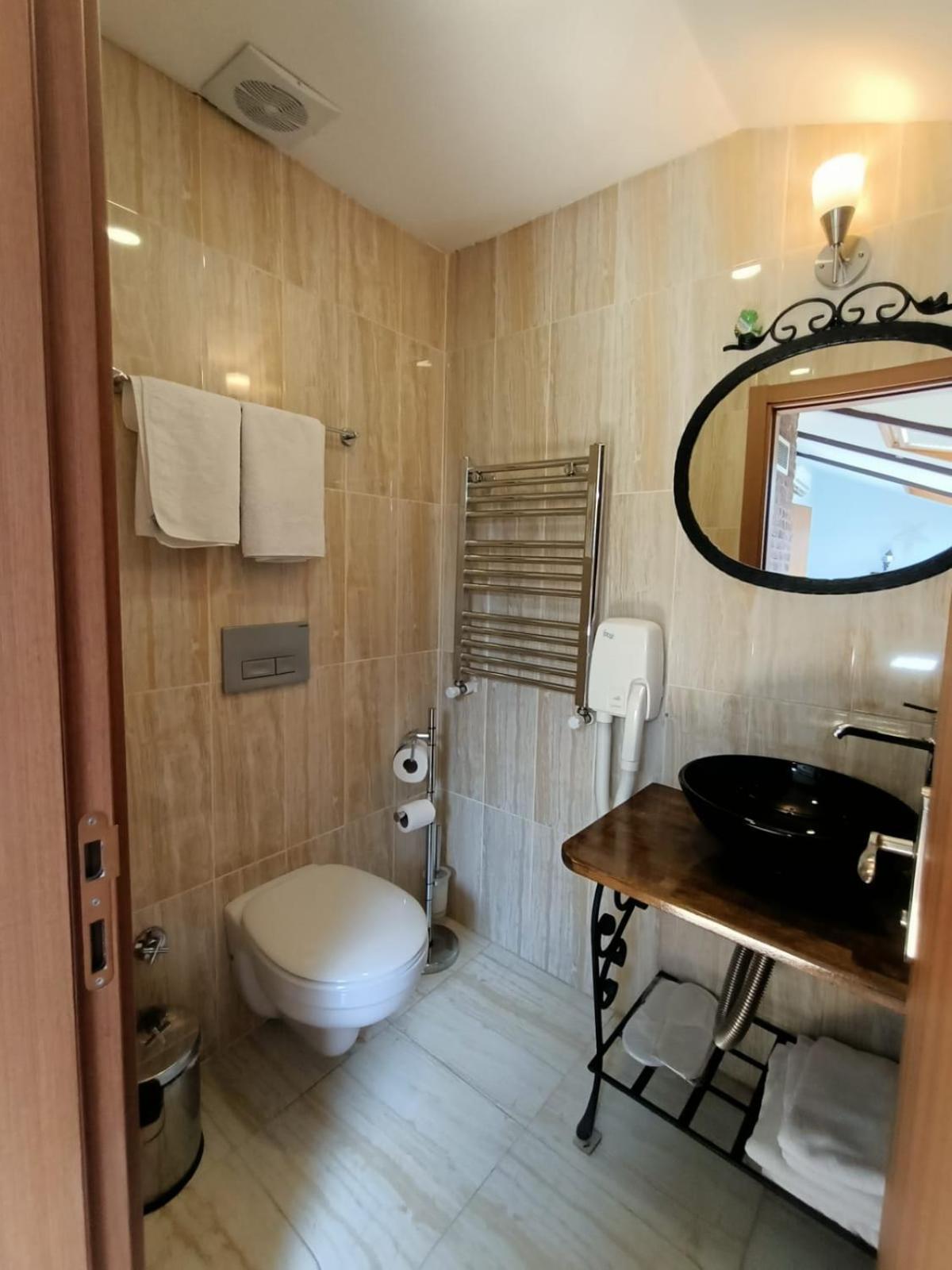Beyaz Konak Otel 阿瓦 外观 照片